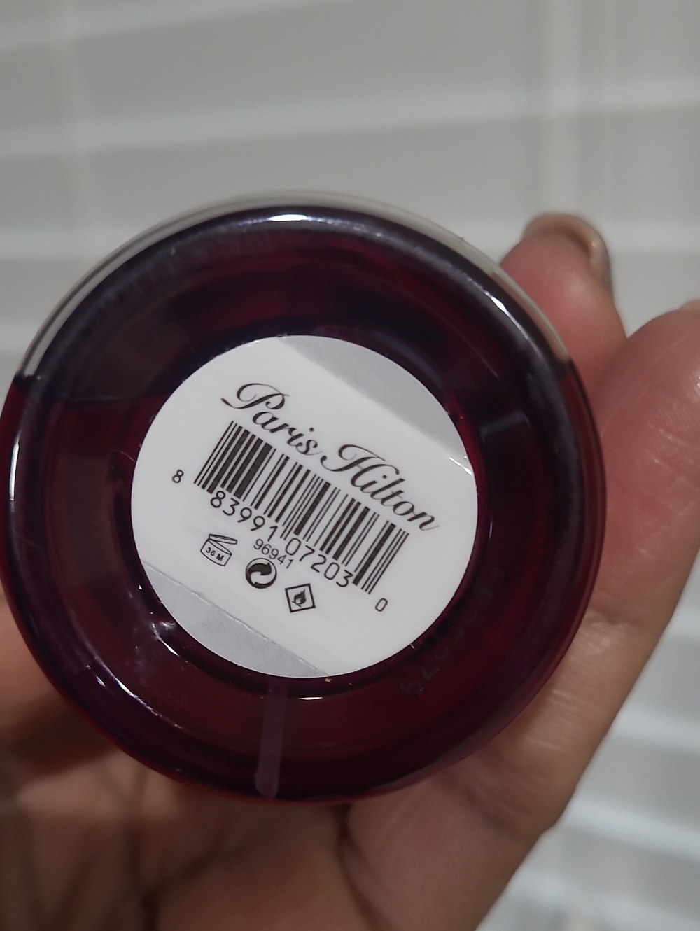 Paris Hilton Hot Pink Fragrance Mist Spray - Picture 3 of 3